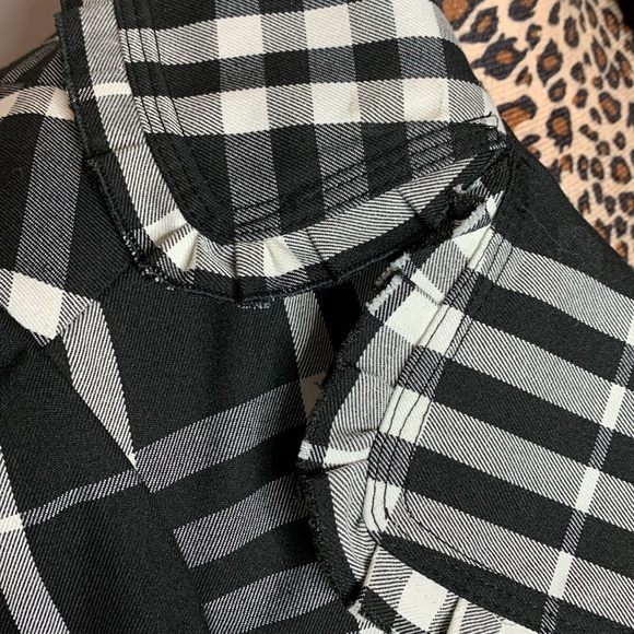 Speak2Me Medium Plaid Ruffle Collar Trench Coat - Picture 3 of 5